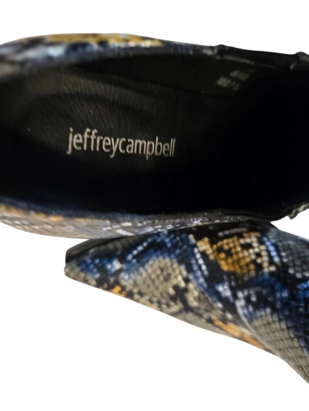 🔥🐍 Jeffrey Campbell Snake Print Western Ankle Booties Heels 🐍🔥Size 8.5 |